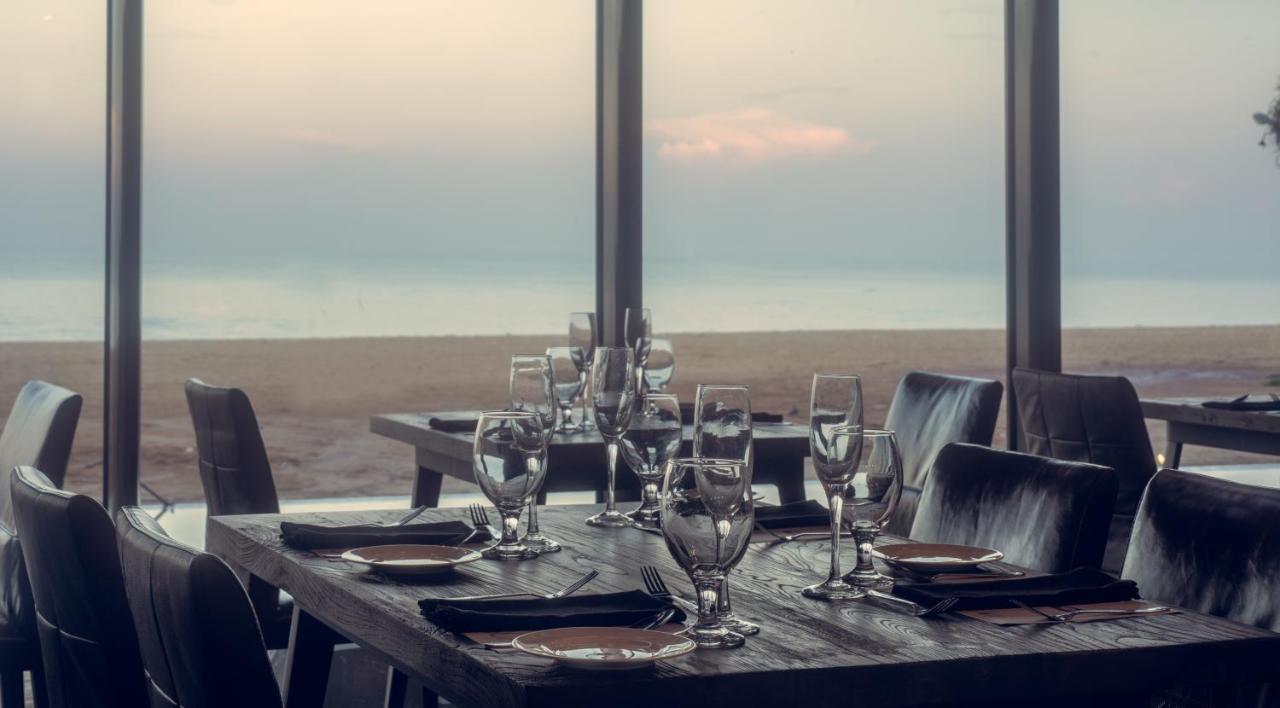 Pledge Scape 5* Negombo