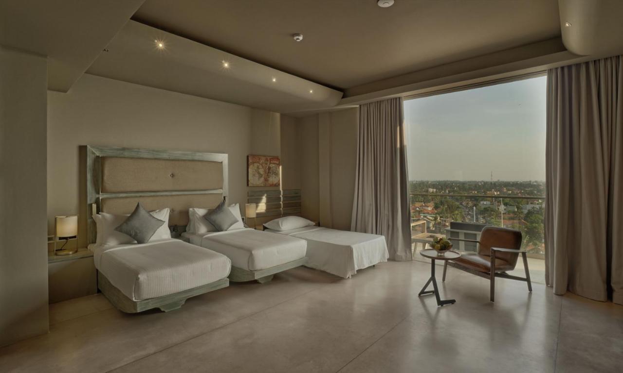 Pledge Scape Negombo